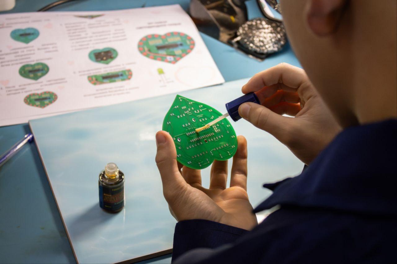 Изображение №6