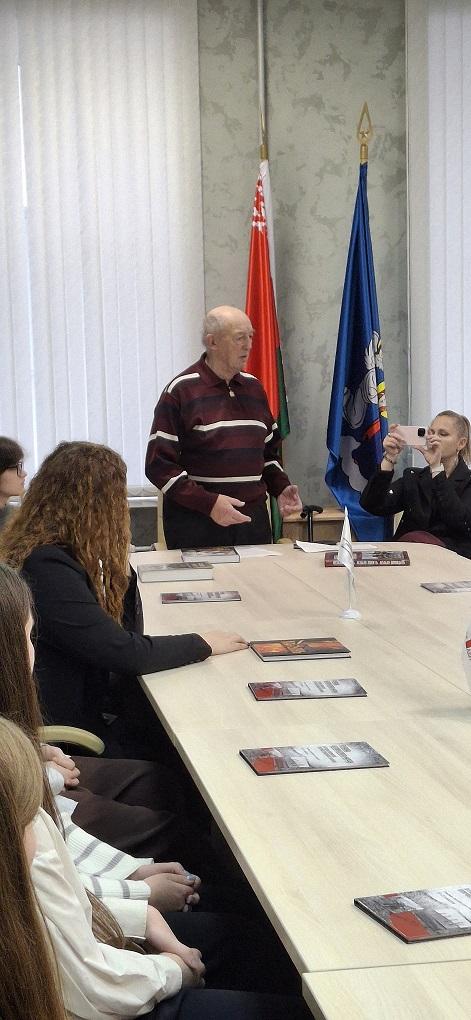 Изображение №12