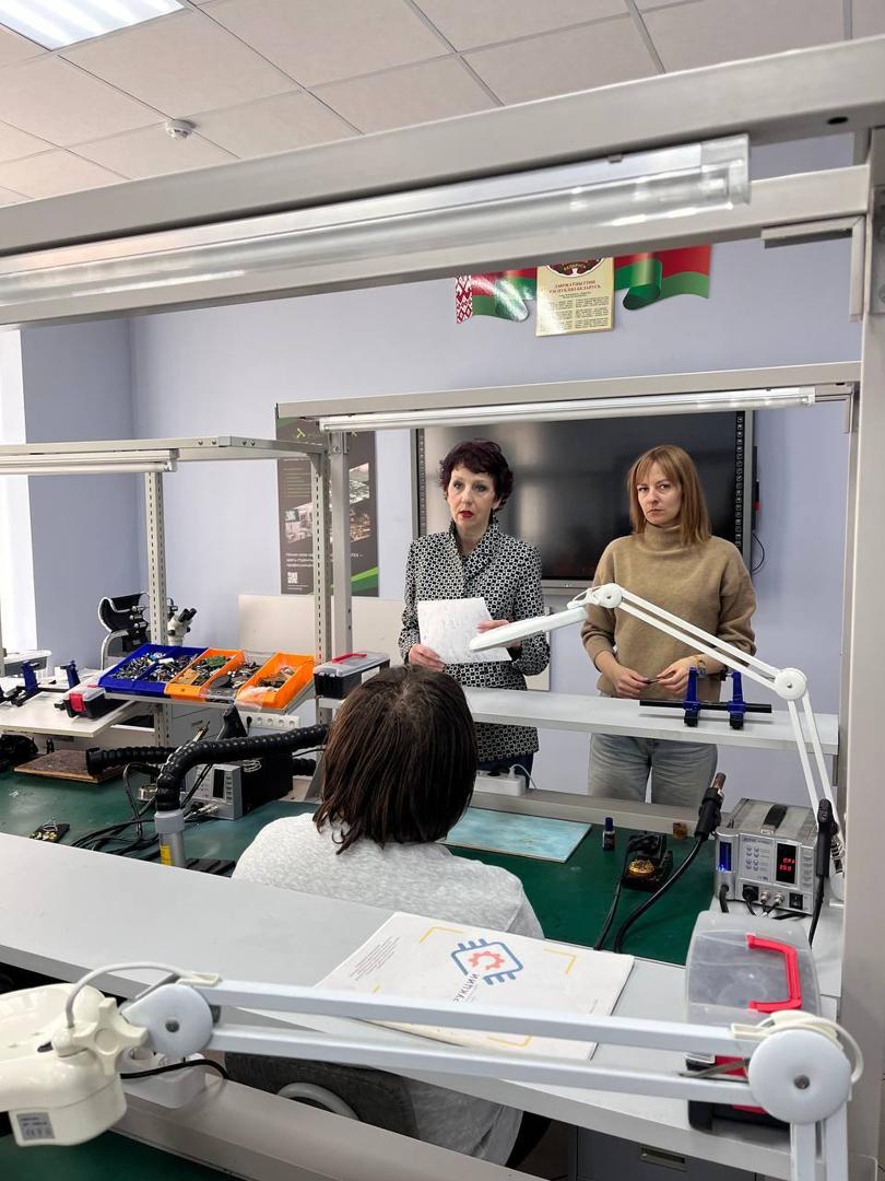 Career guidance consultations for applicants and their legal representatives were held at the Minsk Radio Engineering College