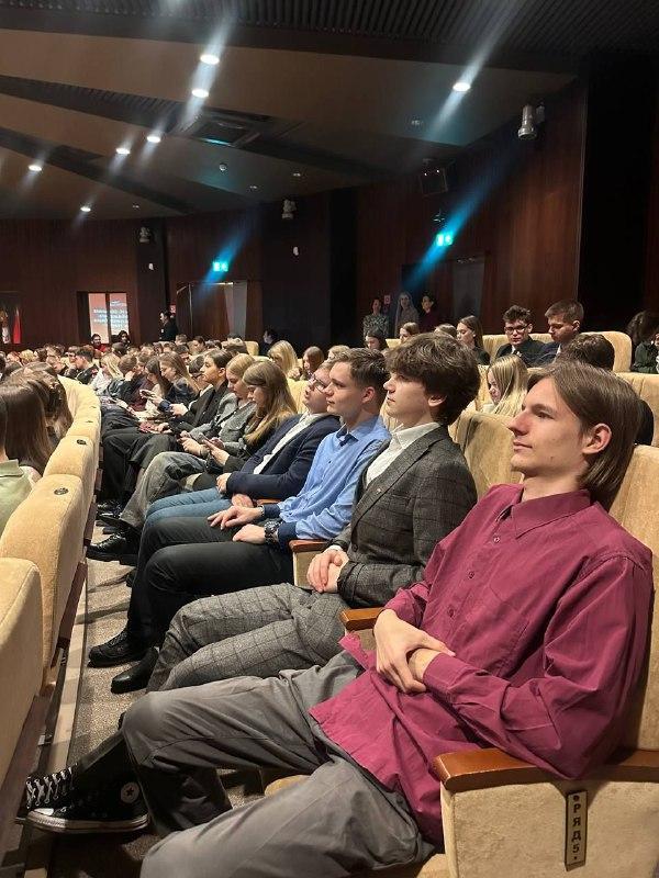 Изображение №5