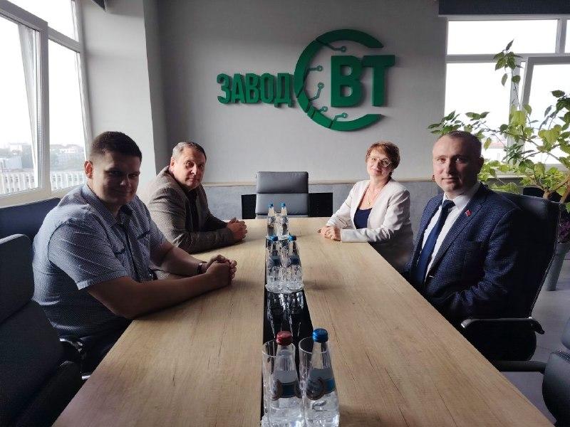 Супрацоўніцтва з ПУП «Завод СВТ»