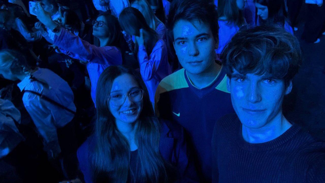 Изображение №6