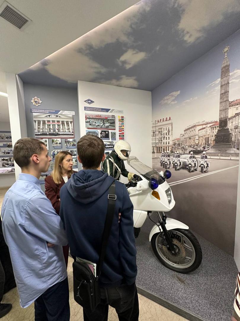 Изображение №6