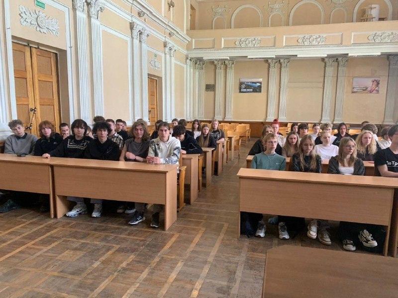 Изображение №4