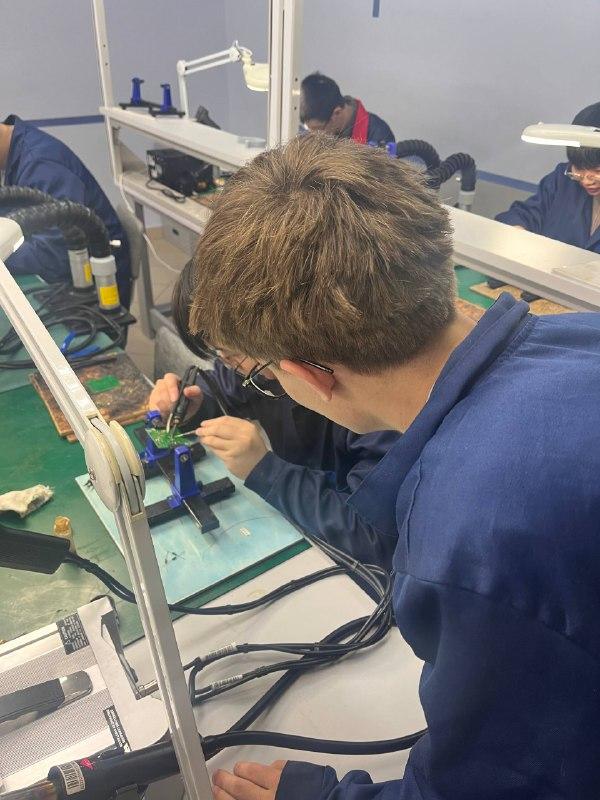 Изображение №6