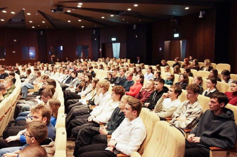 Изображение №5