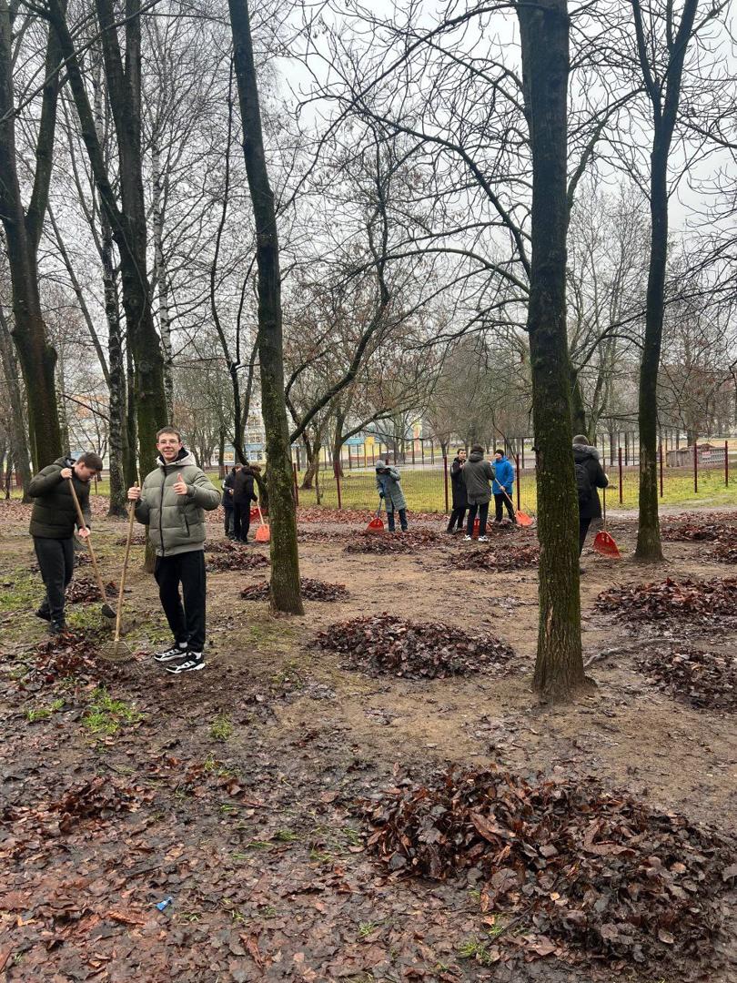 A cleanup day was held, in which students from group 5K9091 took part