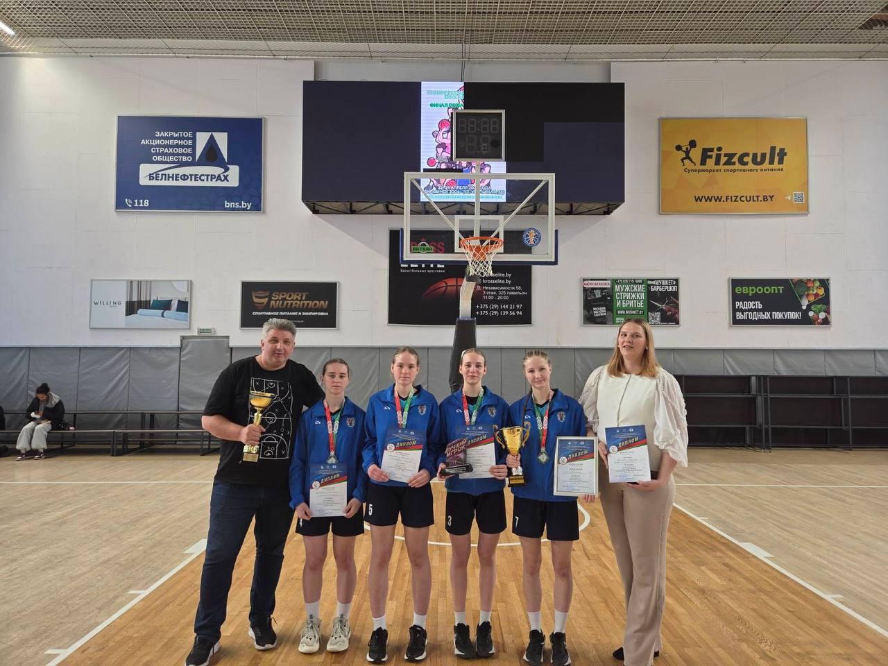 Изображение №4