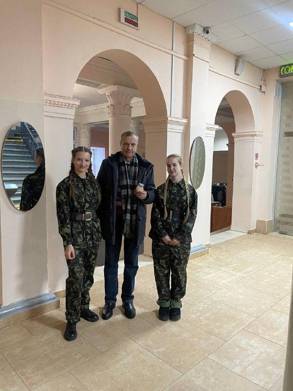 Изображение №6