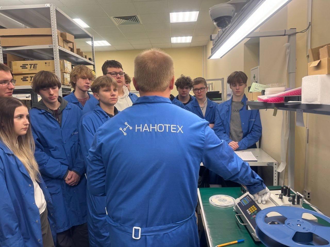 Изображение №6