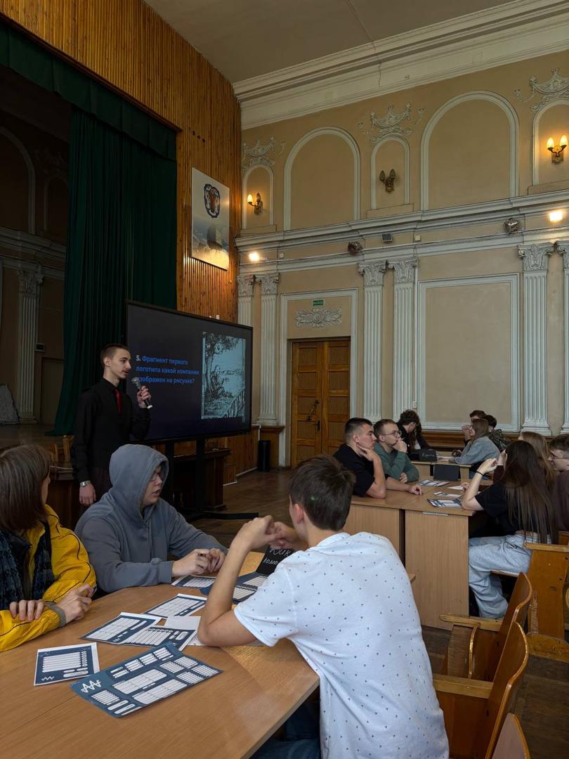 У рамках Тыдня кафедры камп’ютарных тэхналогій была праведзена займальная віктарына “Праграмная віктарына”.