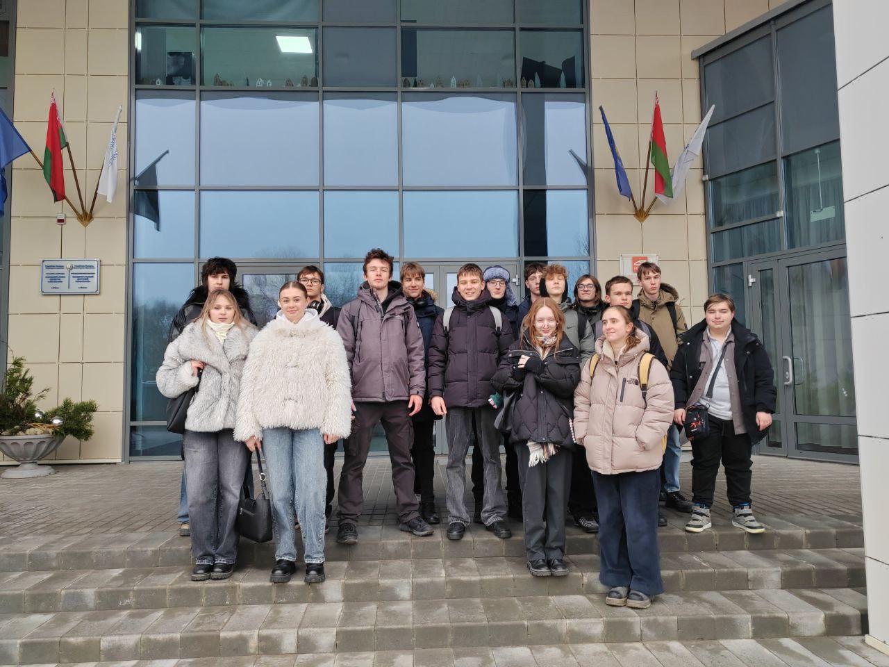 Изображение №4