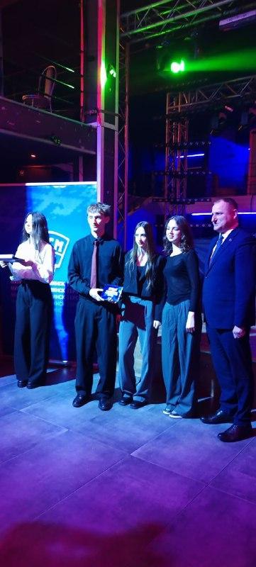 Изображение №6