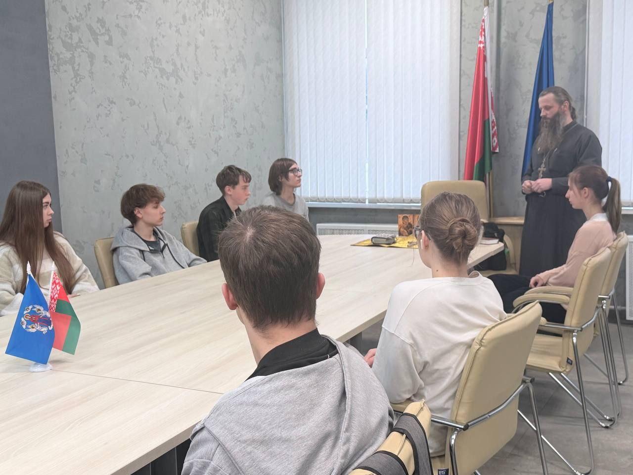 Изображение №7