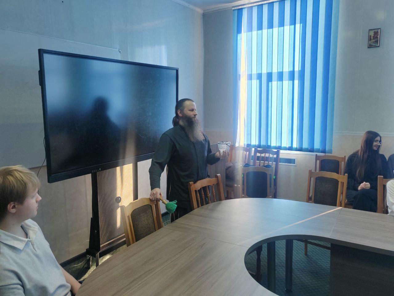 Изображение №5