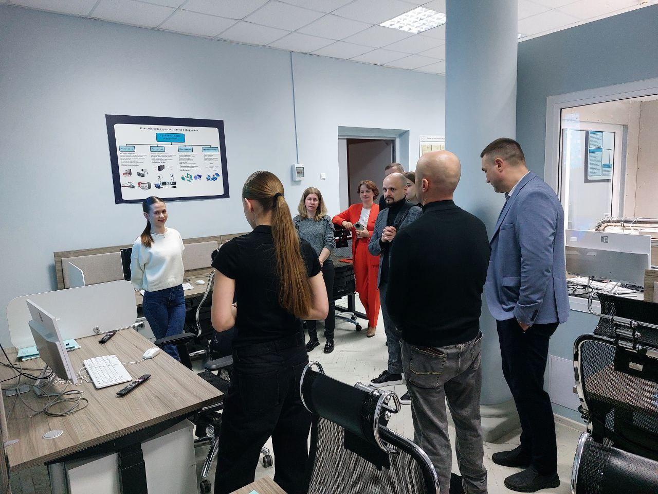 Изображение №7