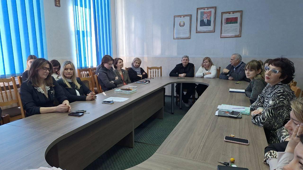 Диалоговая площадка «Счастлив тот, кто счастлив у себя в семье»