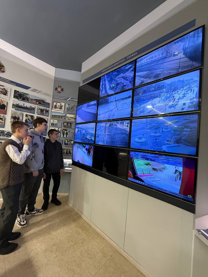 Изображение №6