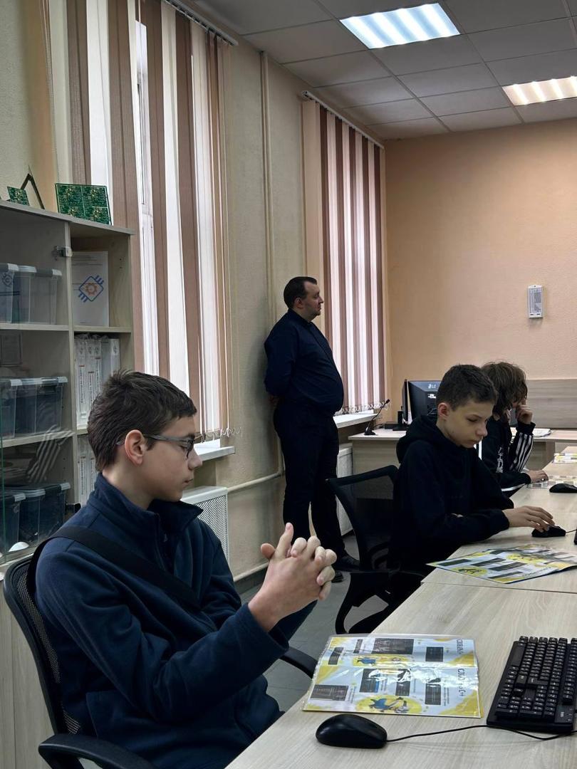 Изображение №6