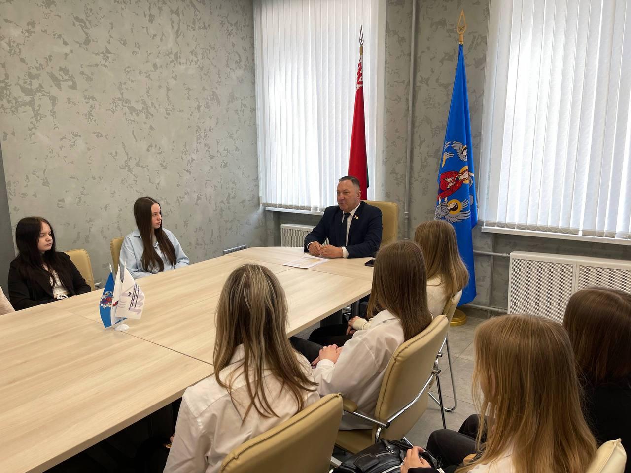 Изображение №5