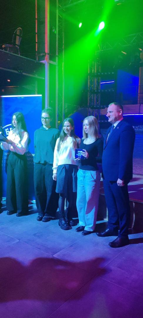 Изображение №5