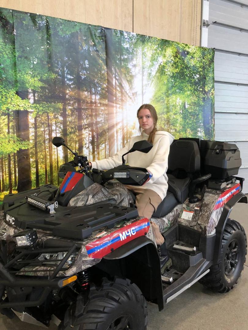 Изображение №6