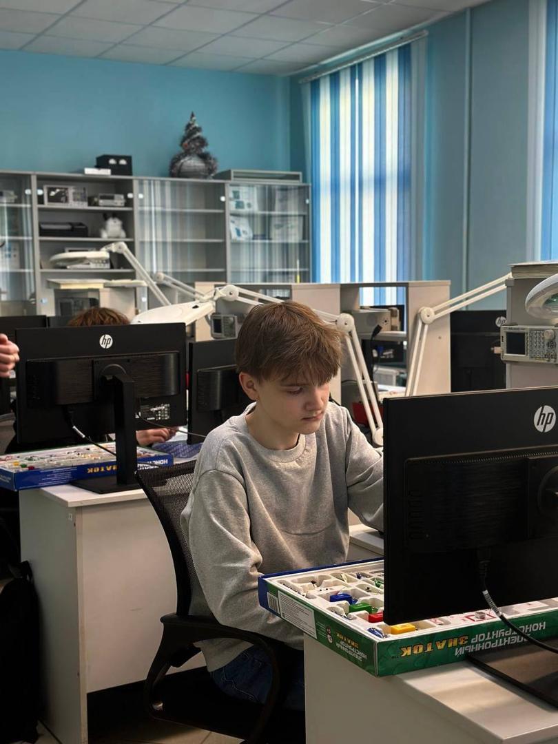 Изображение №4