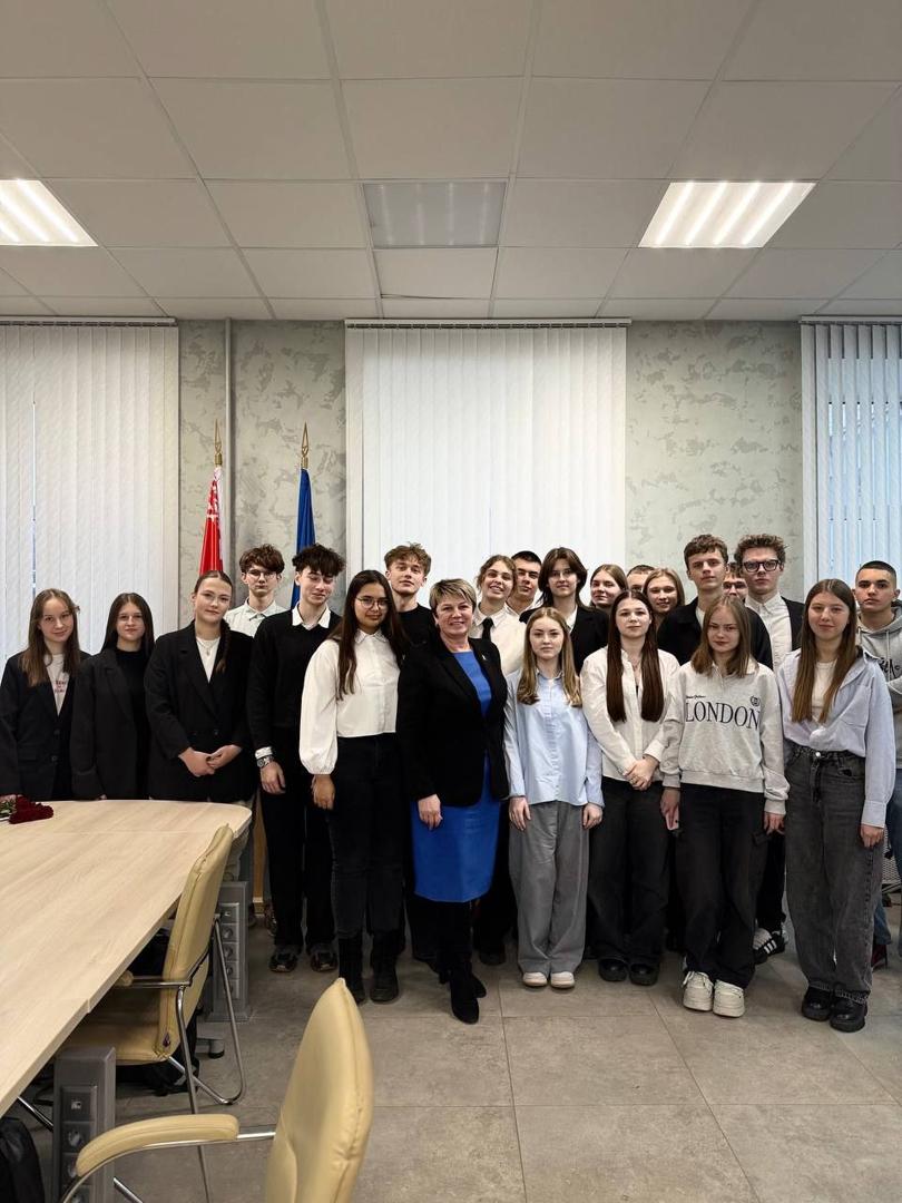 Депутат Палаты представителей Национального собрания Республики Беларусь встретилась с учащимися Минского радиотехнического колледжа