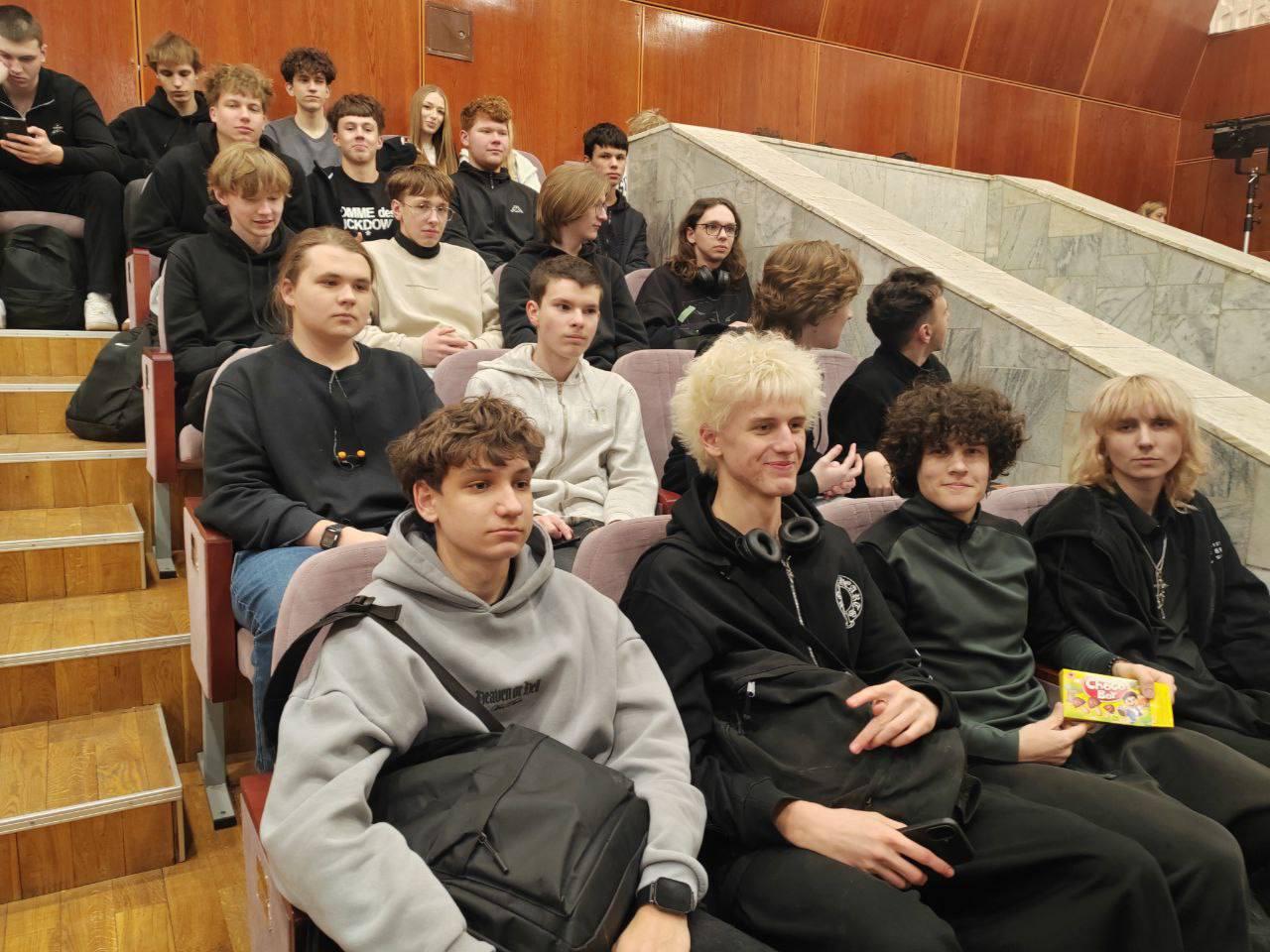 Изображение №4