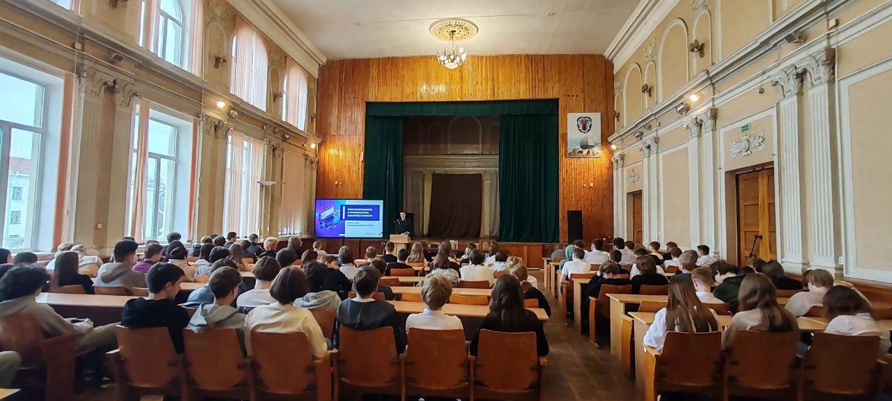 Адбылася сустрэча з удзелам інспектара ІДН Савецкага РУУС Мінска Мікіты Іванавіча Багатава