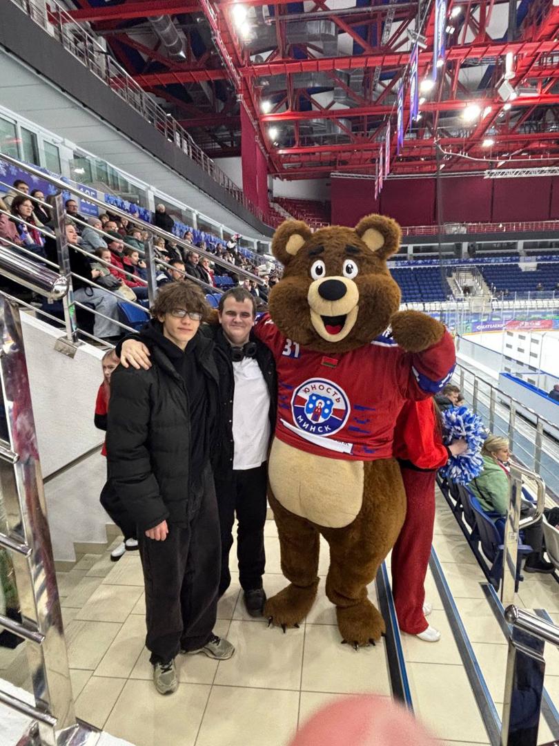 Изображение №6