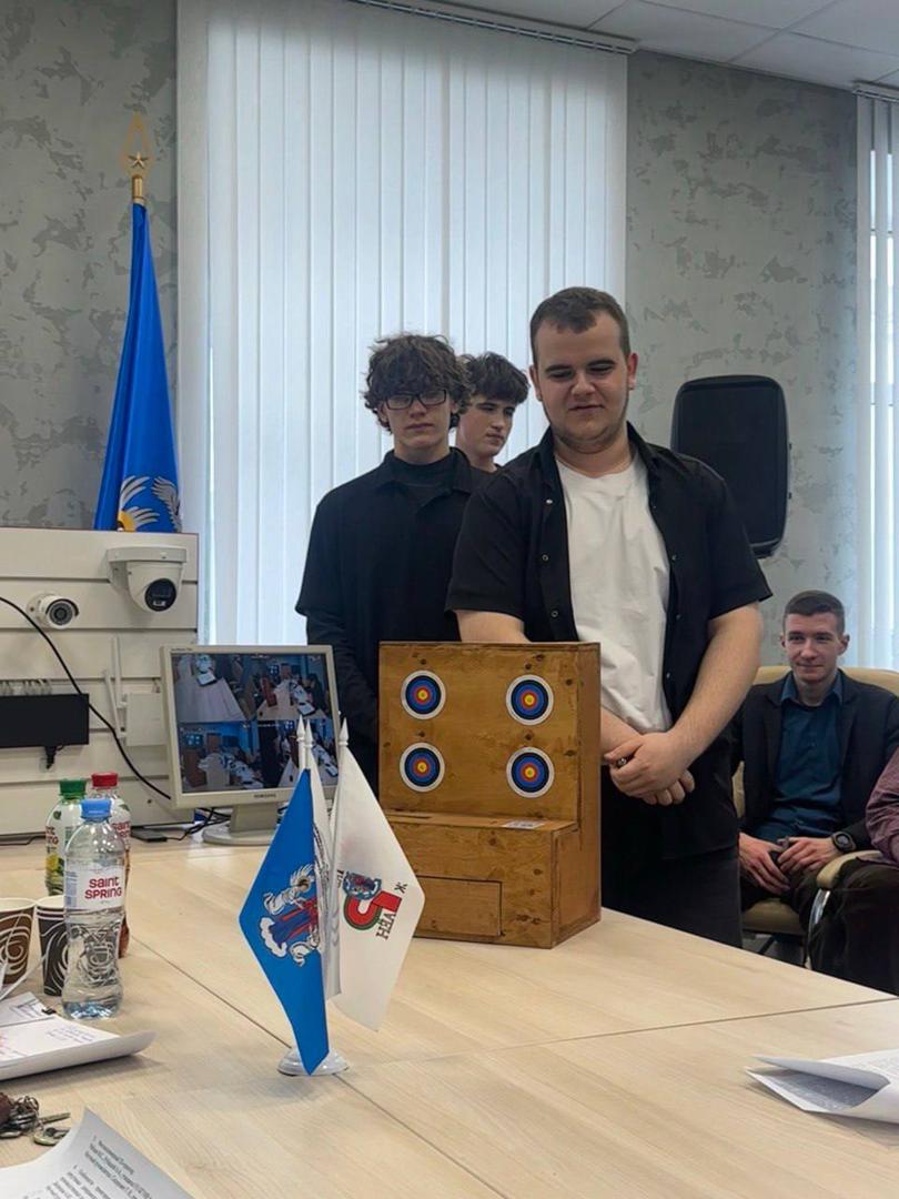 Изображение №7