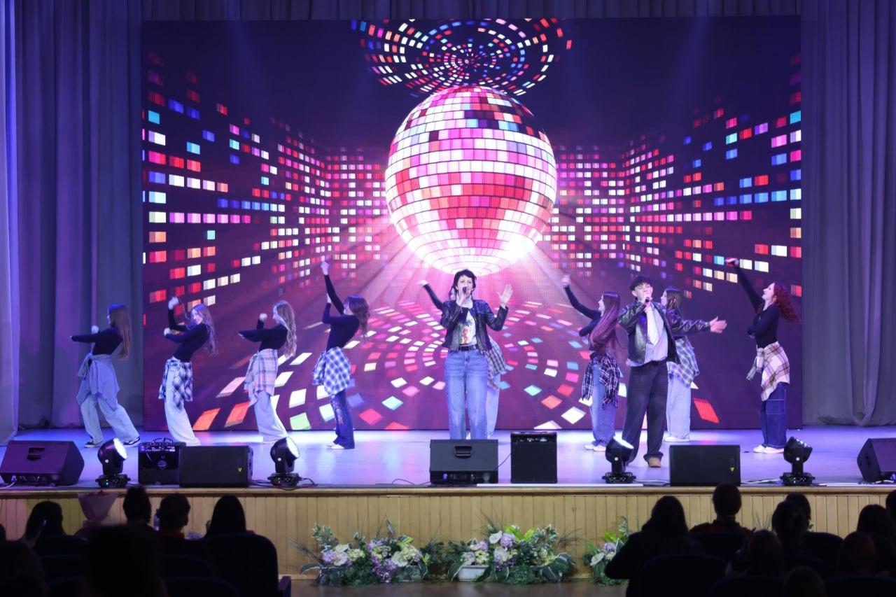 Изображение №6