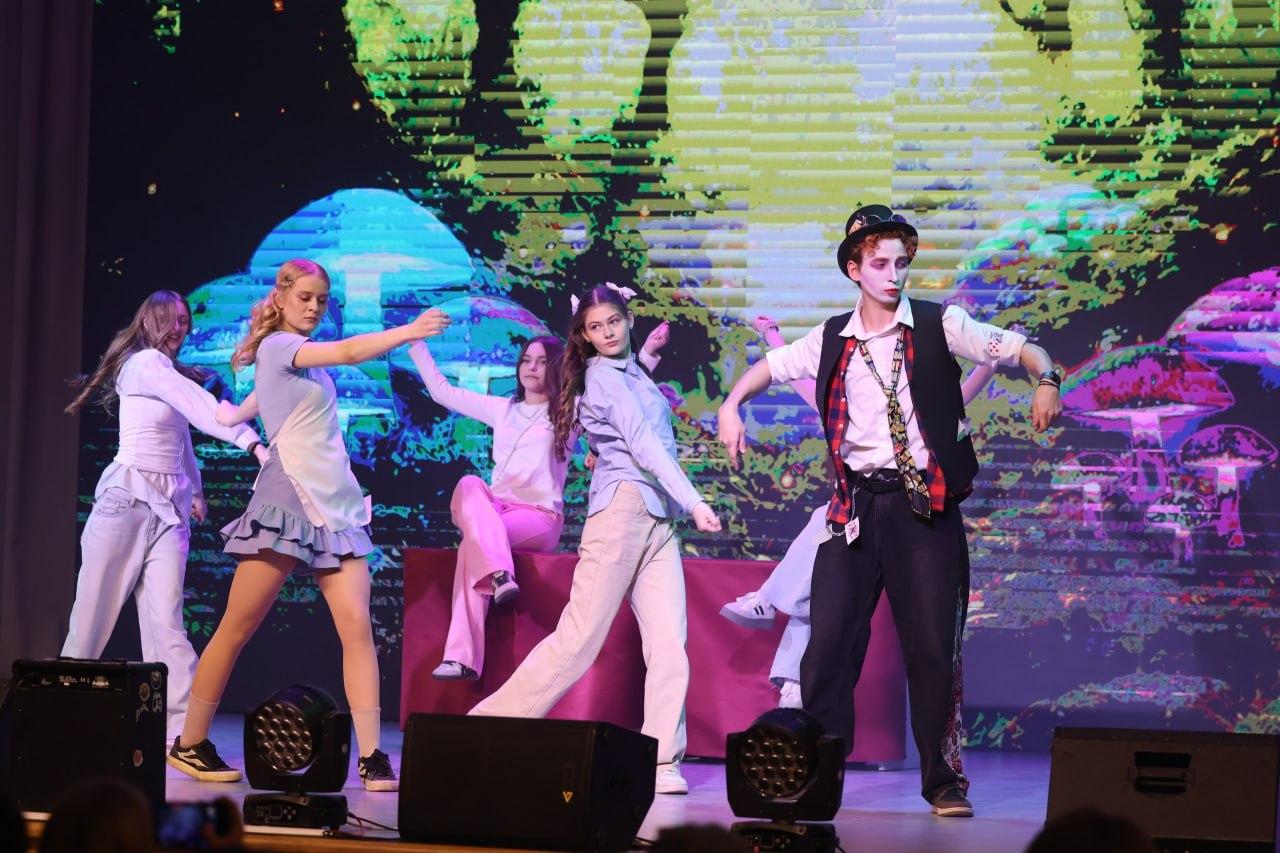 Изображение №10