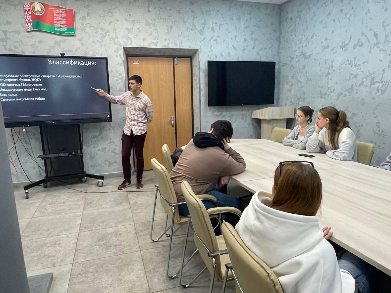 Meeting of students with a volunteer from the “Path to Child Health” squad